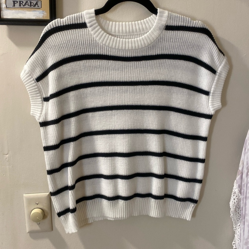 EUC short sleeve black & white stripe sweater, size XS